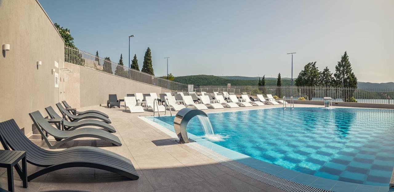 נאום Marea Hotel & Spa מראה חיצוני תמונה