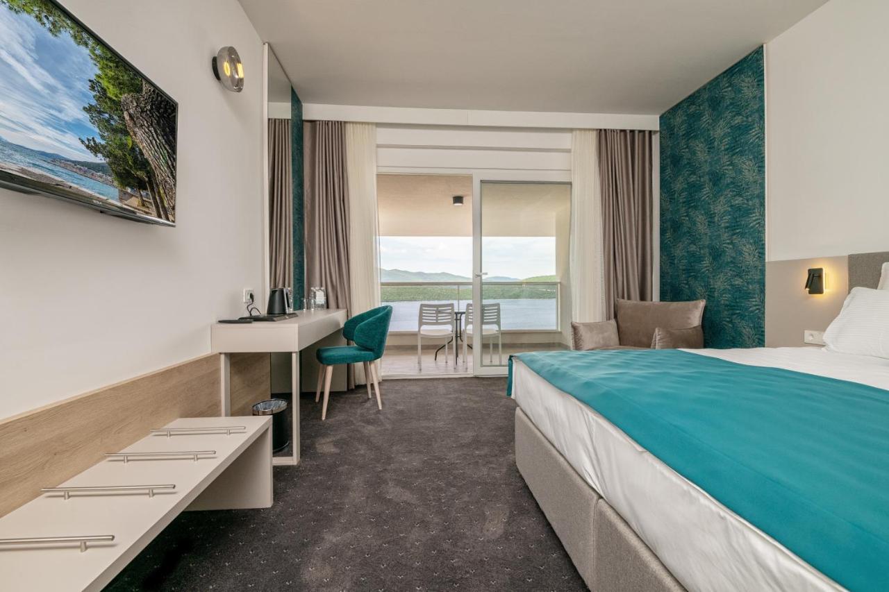 נאום Marea Hotel & Spa מראה חיצוני תמונה
