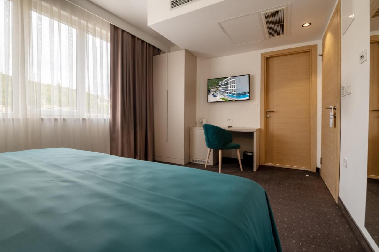נאום Marea Hotel & Spa מראה חיצוני תמונה