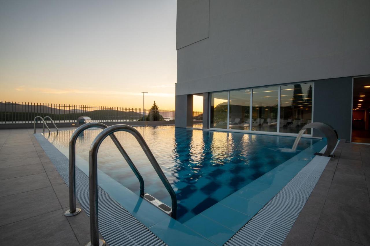 נאום Marea Hotel & Spa מראה חיצוני תמונה
