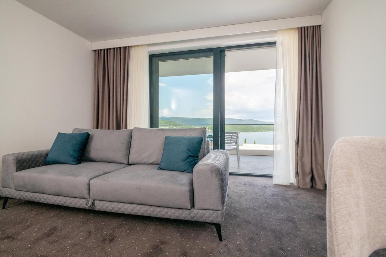 נאום Marea Hotel & Spa מראה חיצוני תמונה