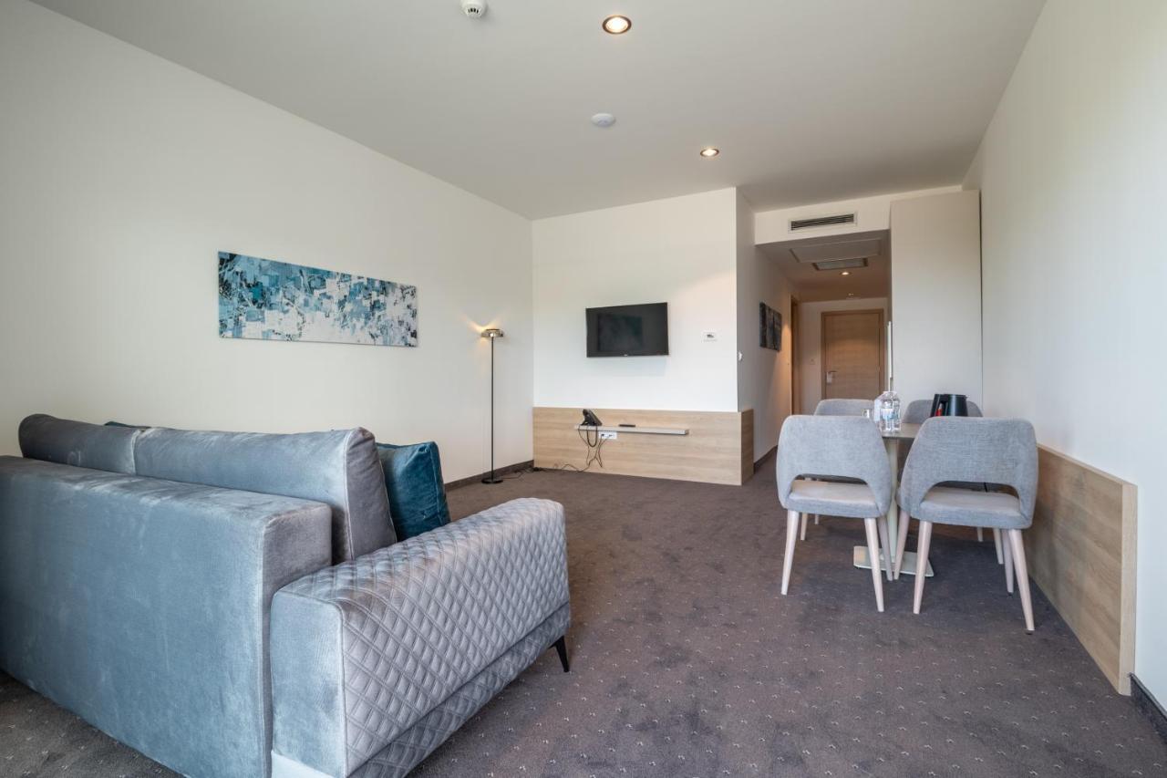 נאום Marea Hotel & Spa מראה חיצוני תמונה